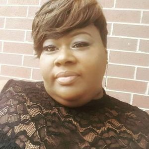 Meet your Posher, Comedienne